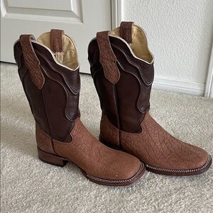 Men's Brown and Tan Western Boots